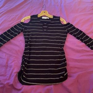 Bison Bisou cold shoulder top